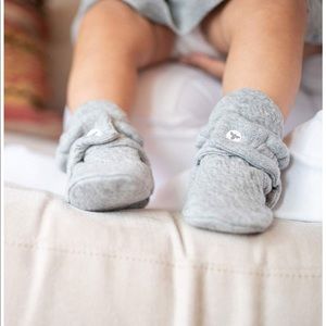 Burt’s Bees Baby quilted booties 3-6 months